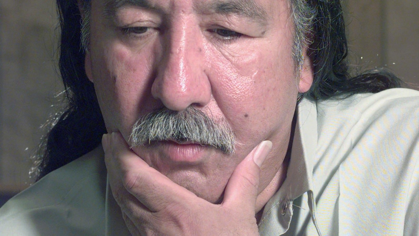 Leonard Peltier will be released after the switching of the FBI murders sentence